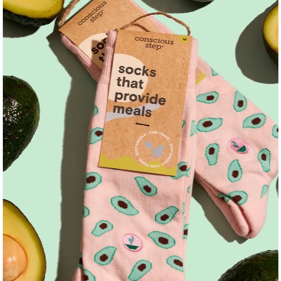 $5 $5 $5 NEW Conscious Step Socks That Provide Meals Pink Avocado - Picture 2 of 5